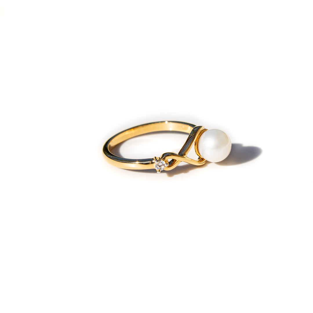 Irene Pearl Infinity Ring